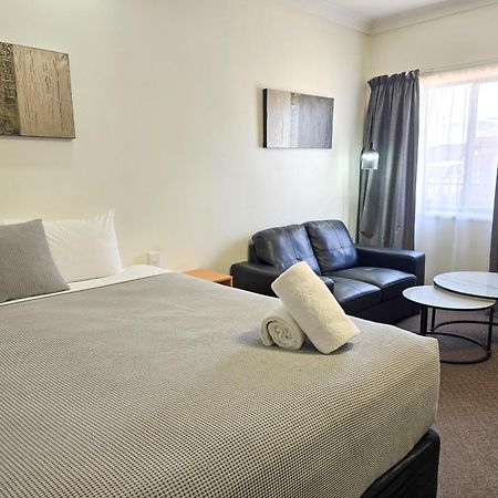 Ascot Lodge Motor Inn Kingaroy Zewnętrze zdjęcie