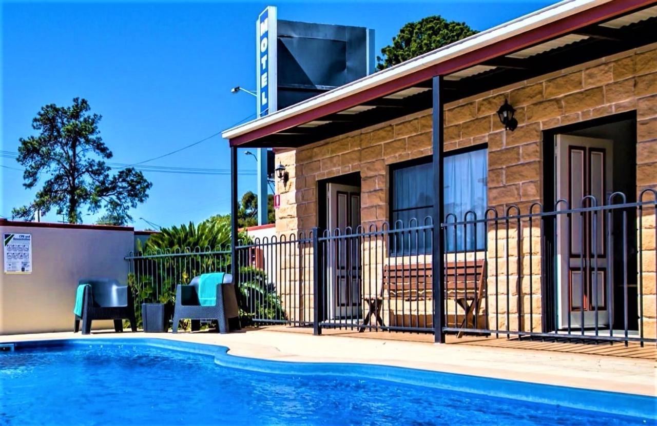 Ascot Lodge Motor Inn Kingaroy Zewnętrze zdjęcie