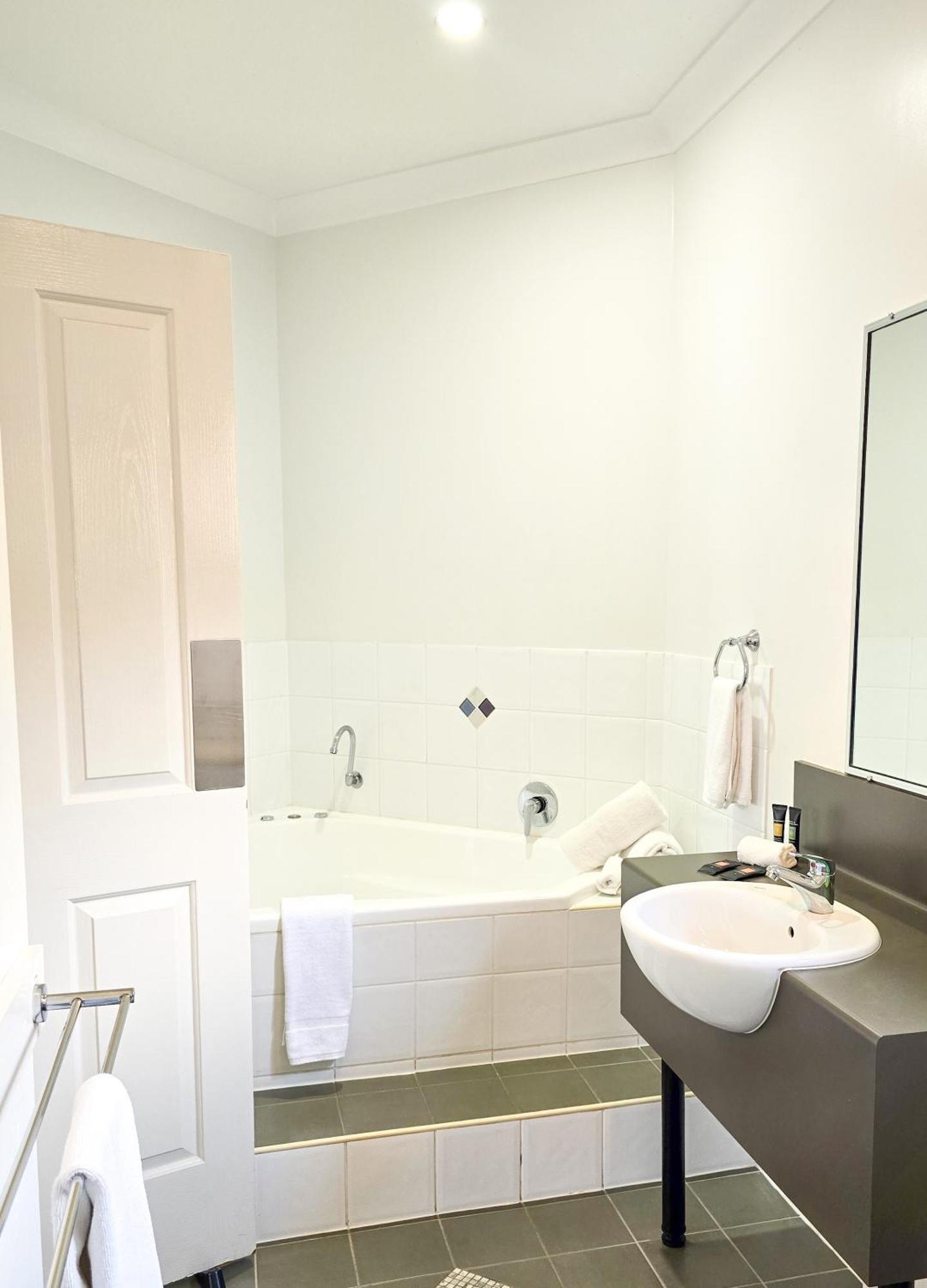 Ascot Lodge Motor Inn Kingaroy Zewnętrze zdjęcie