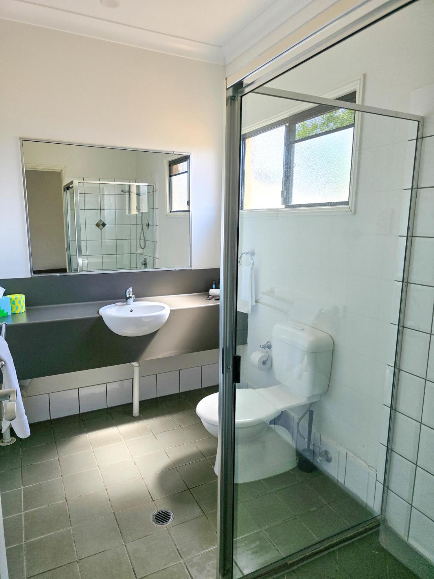 Ascot Lodge Motor Inn Kingaroy Zewnętrze zdjęcie