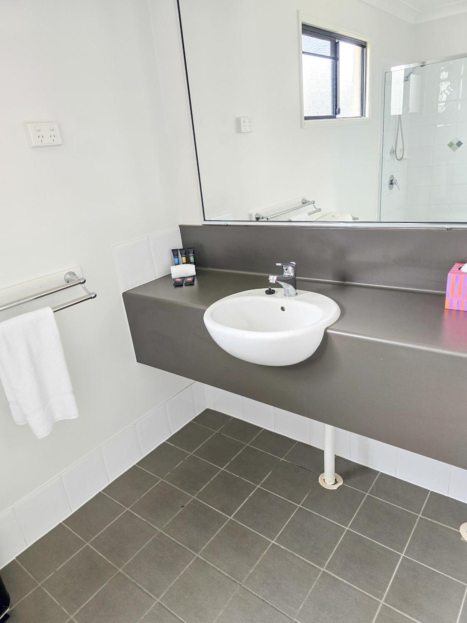 Ascot Lodge Motor Inn Kingaroy Zewnętrze zdjęcie